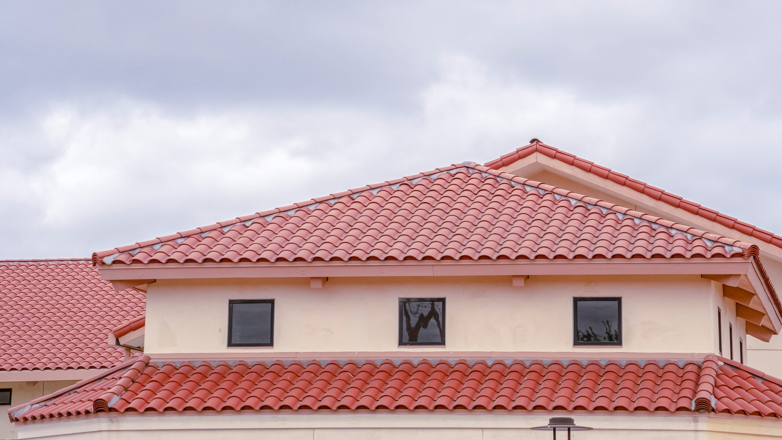 Spanish tile roof on St. Petersburg home installed by Universal Roof & Contracting