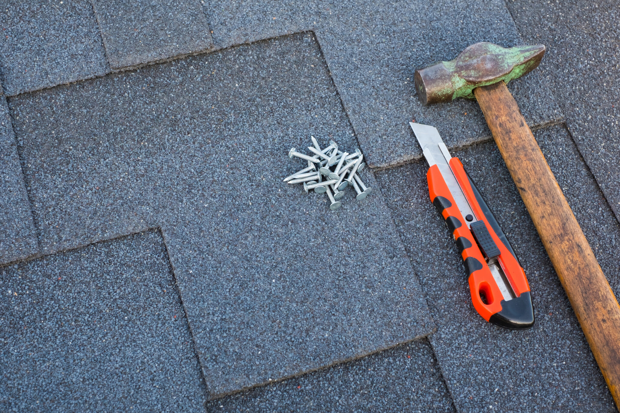 Tools against asphalt shingles