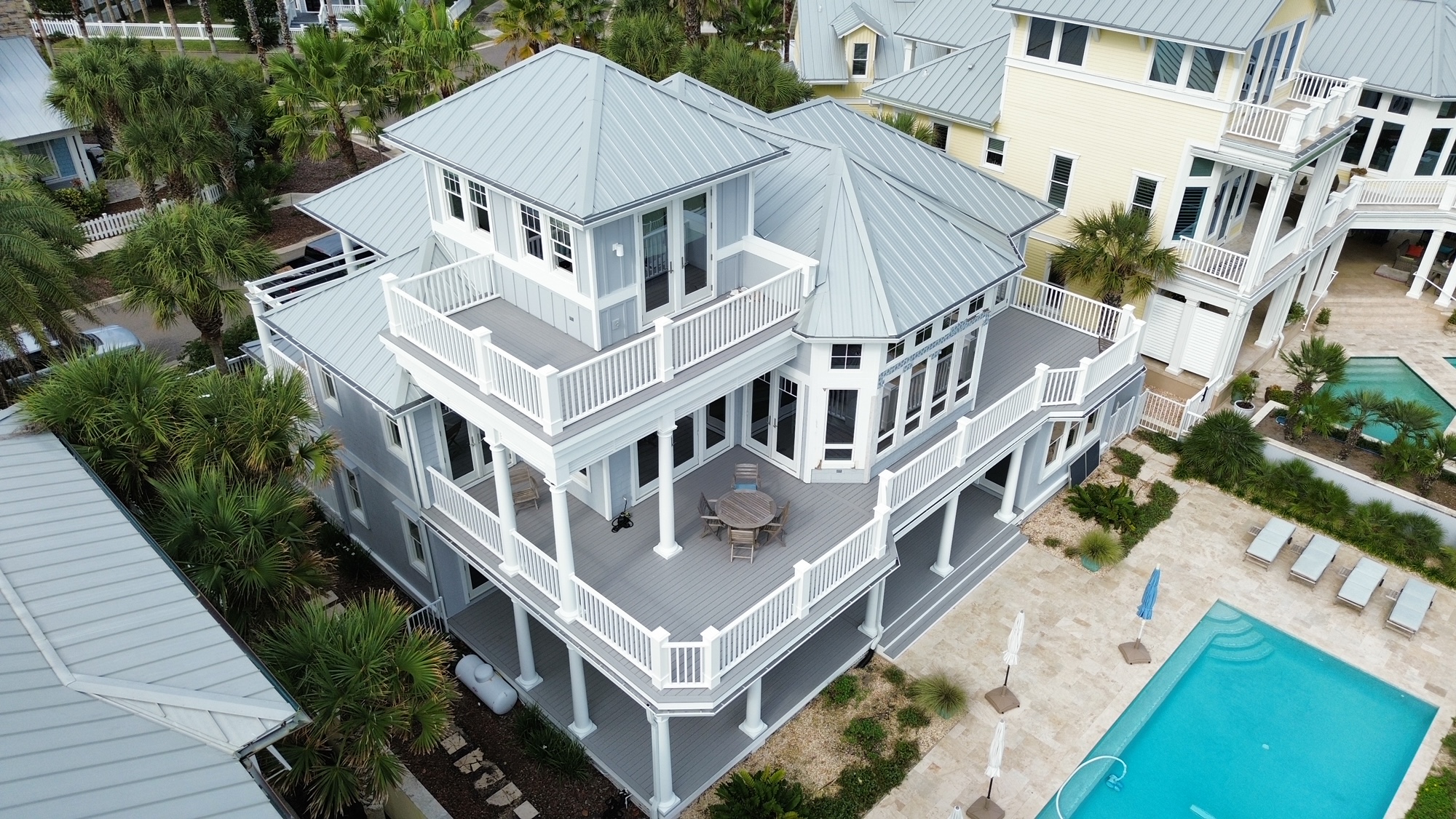 Durable metal roofs can withstand the weather in Atlantic Beach, FL